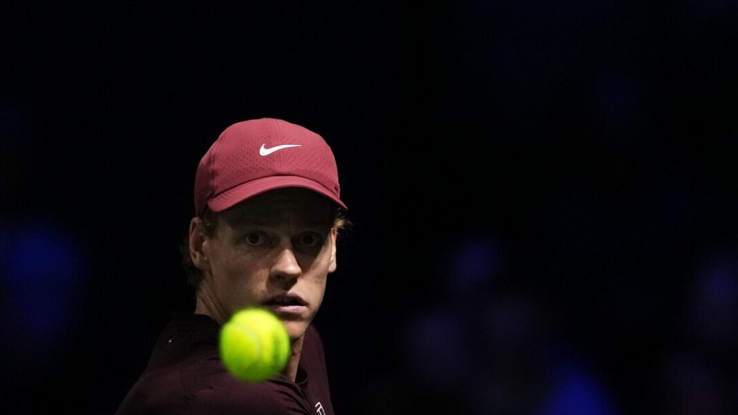 Sinner ai quarti a Parigi, Cerundolo battuto 7-5 6-1. Eliminato Sonego – Tennis