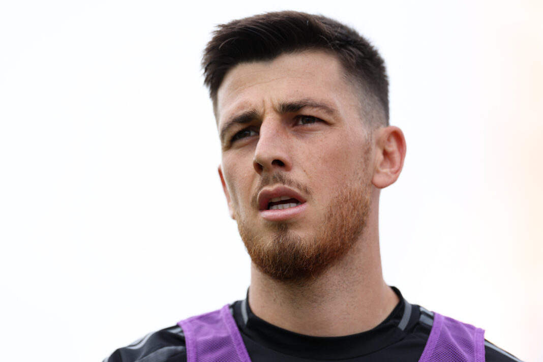 La lista del Milan pubblicizza le stelline di Strasburgo e Midtjylland