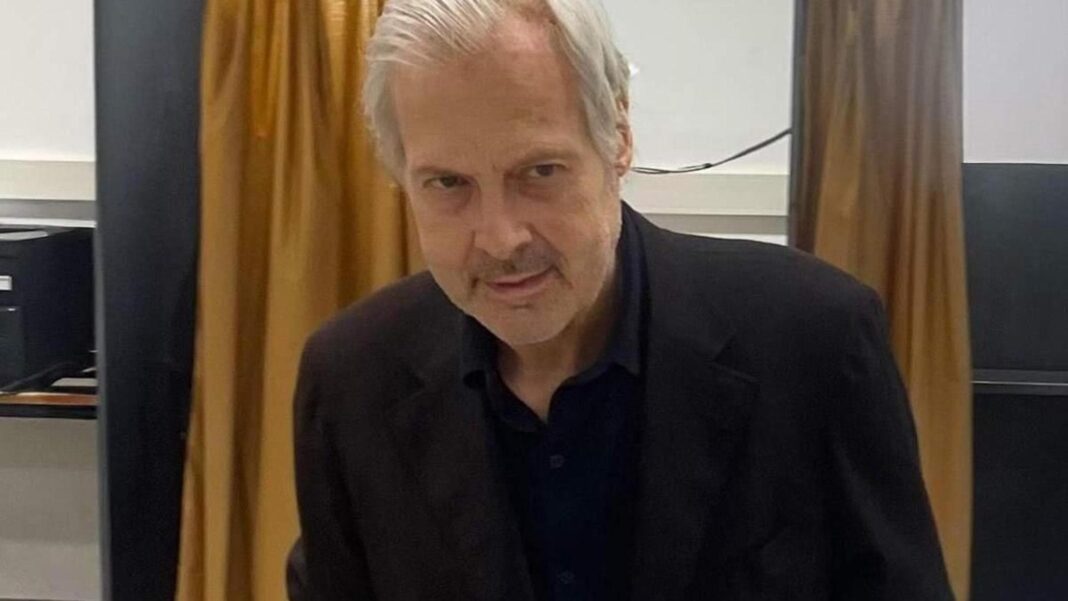 Vittorio Sgarbi a Domenica in: “Mia figlia poteva venire e non lo ha fatto. Mi sposo a Venezia”