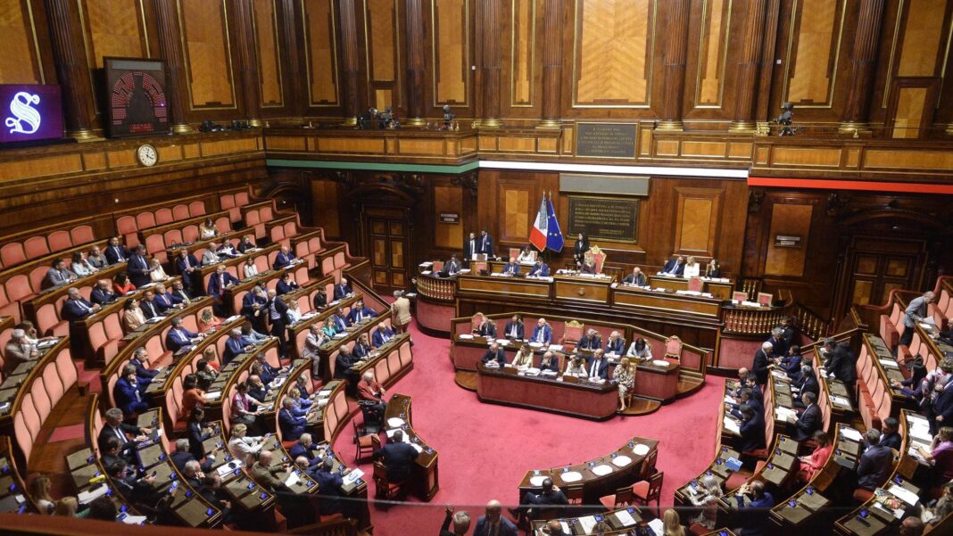 Dal bonus tombe al nuovo condono edilizio, la carica degli emendamenti alla manovra