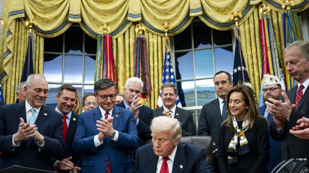 Trump firma la fine dello shutdown più lungo, ‘non si ripeta più’ – Nord America