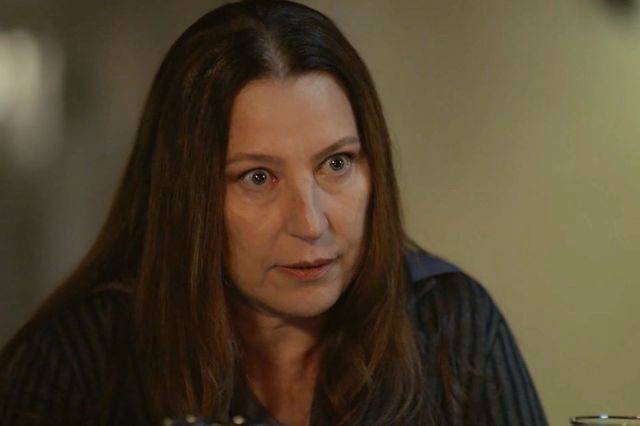 Tradimento, svolta inattesa: Tarik finisce dietro le sbarre e Guzide vive il momento più emozionante