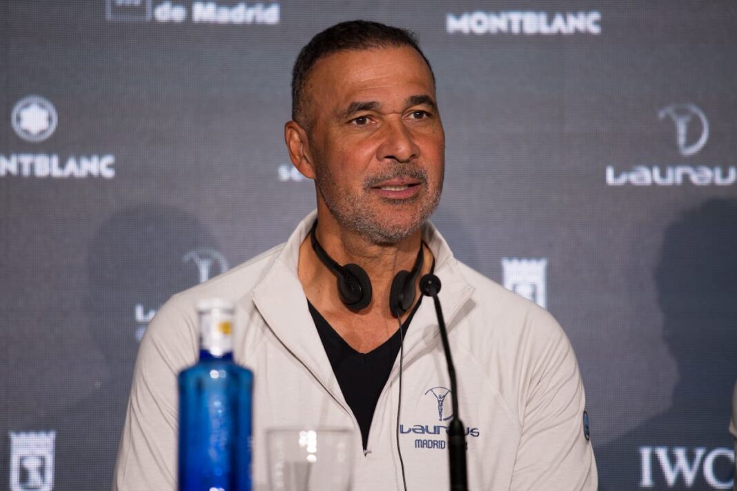 Ruud Gullit offre consigli chiave a Joshua Zirkzee