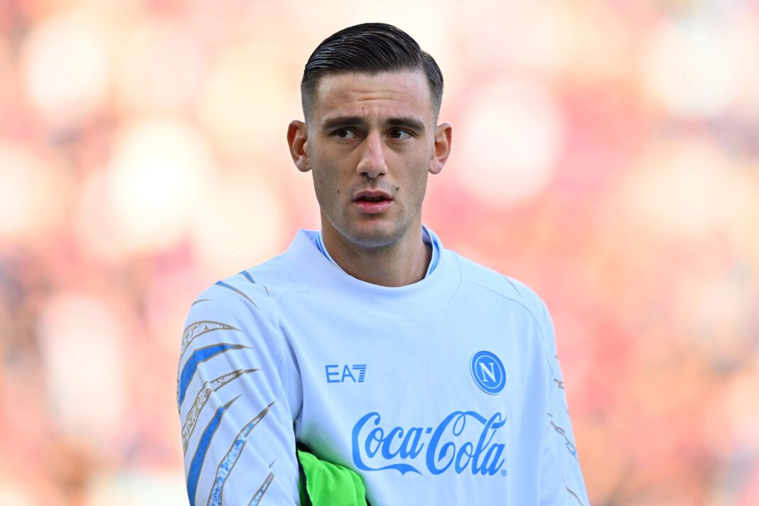 L’attaccante del Napoli Lucca sul radar di Milan e Roma per gennaio