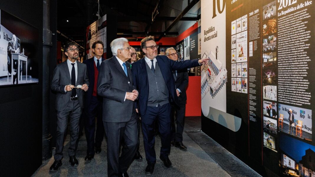 La mostra per i 50 anni di Repubblica al Mattatoio: le news di oggi in diretta