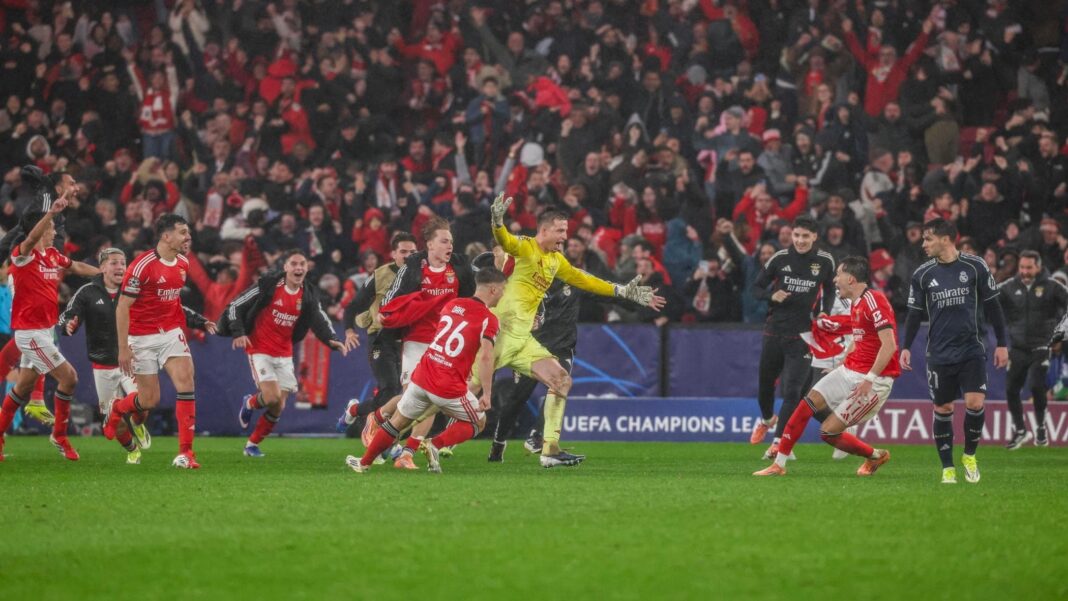 Mourinho infinito: un gol del portiere Trubin al 97′ al Real Madrid manda il Benfica ai play-off