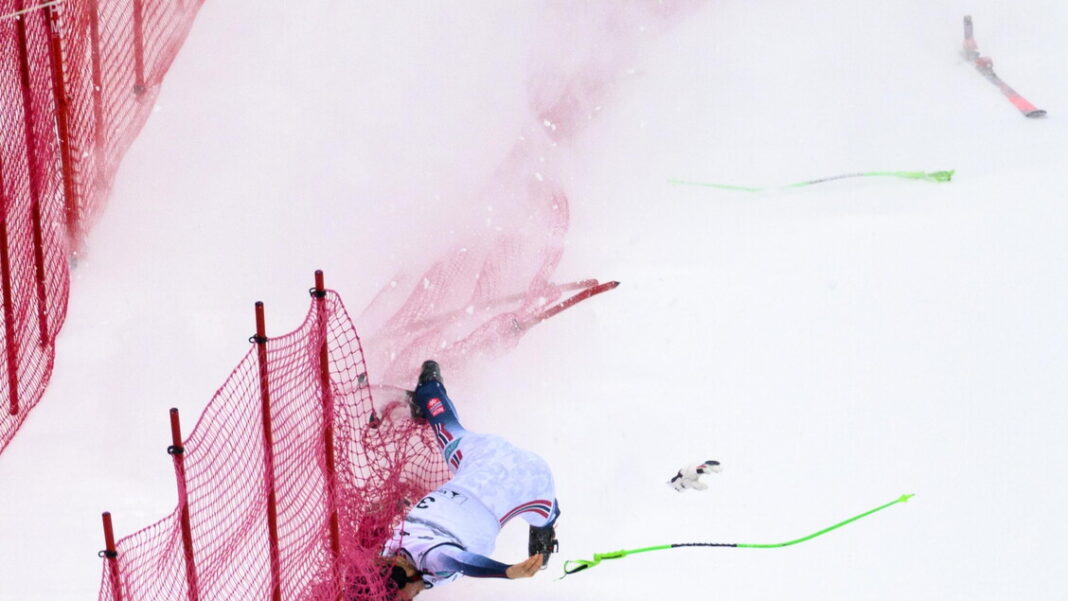 Crans-Montana, cadono tre atlete, anche Lindsey Vonn contro la rete di protezione – Milano-Cortina 2026