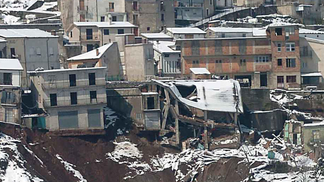 Frane e terremoti, le città fantasma da Cerzeto a Apice – Notizie