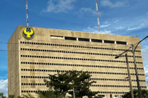 La banca centrale filippina taglia il tasso ufficiale al 4,25%