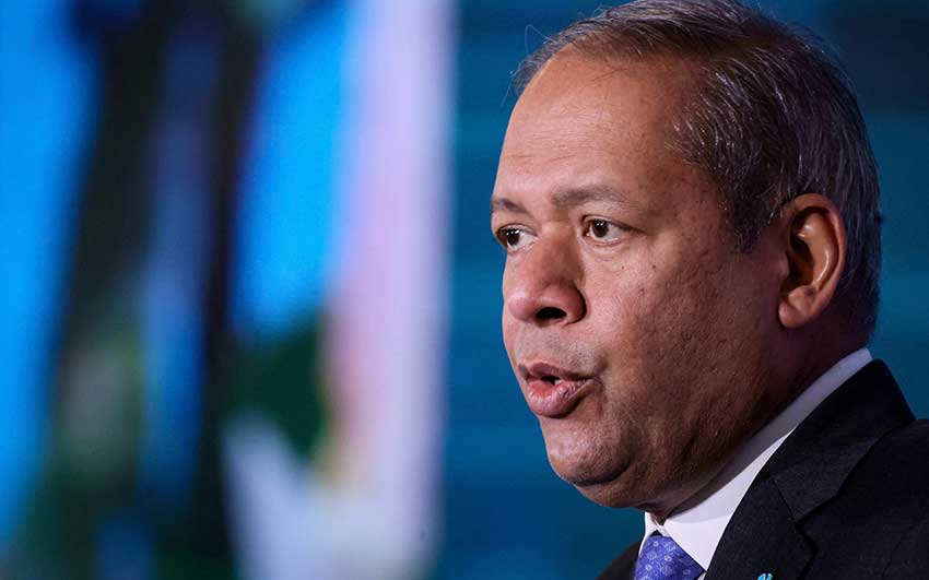 Barclays si affiderà all’intelligenza artificiale poiché mira a ridurre i costi di 2 miliardi di sterline e un ritorno di capitale di 15 miliardi di sterline