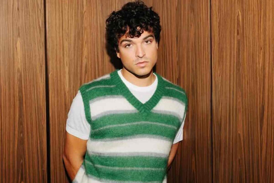 Leo Gassmann, che studi ha fatto l’attore tra i protagonisti de L’Invisibile