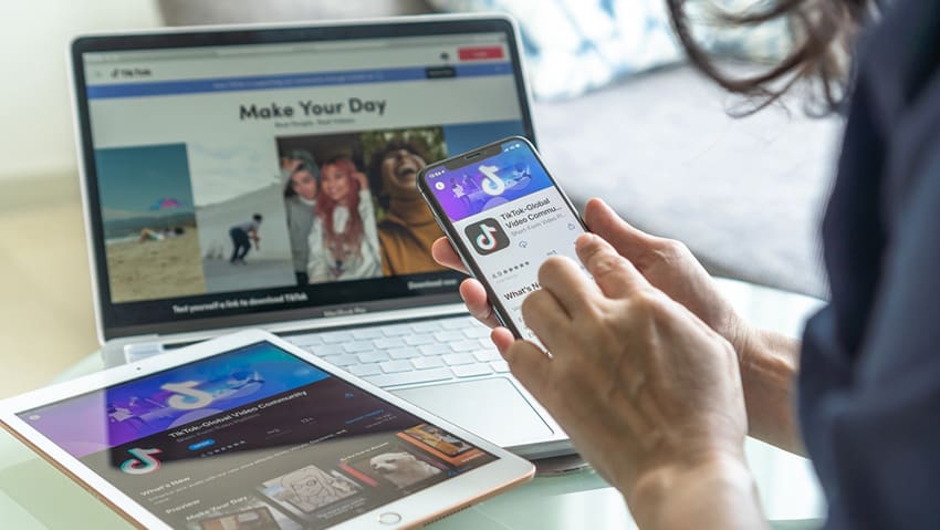 La fattura del roaming da 42.000 sterline ha quasi mandato in bancarotta l’azienda di famiglia dopo l’utilizzo di TikTok all’estero