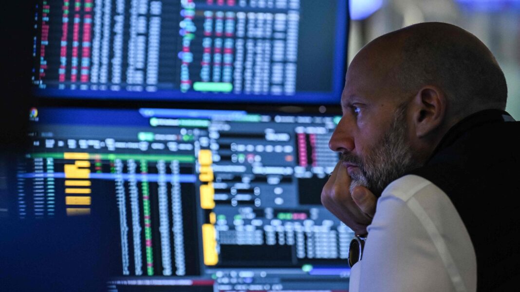 Le Borse oggi, 10 marzo, prezzo petrolio e gas: listini in ripresa dopo le parole di Trump