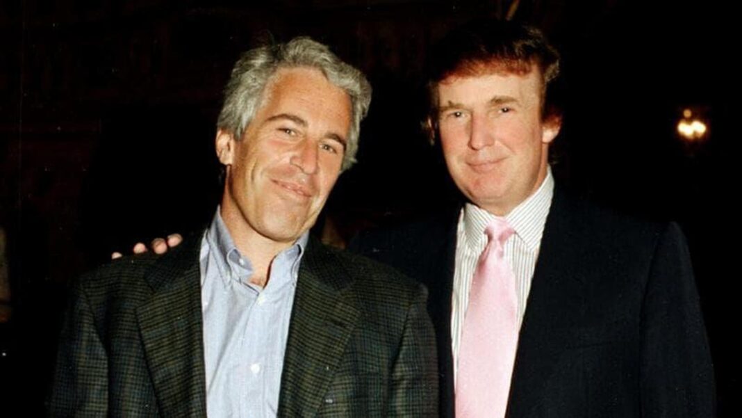Caso Epstein, Trump accusato di aggressione sessuale nei nuovi file