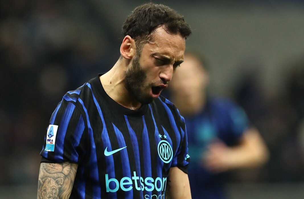 L’Inter non esclude del tutto la cessione di Calhanoglu