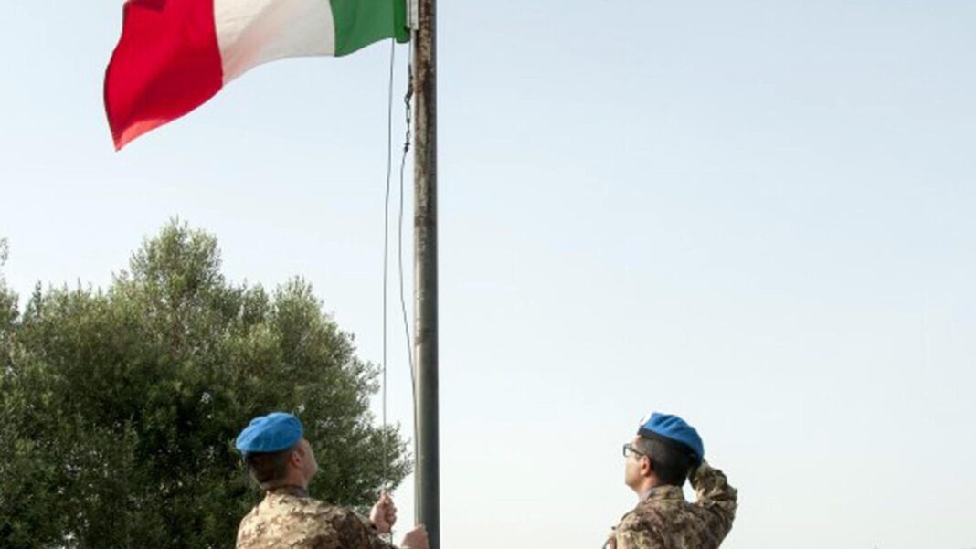 Detriti di razzi su base in Libano e drone su hotel a Baghdad, militari italiani illesi – Notizie