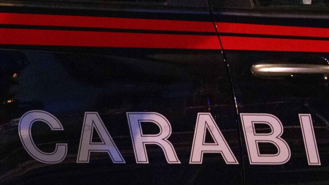 Giovane ucciso con coltellata al collo – Notizie