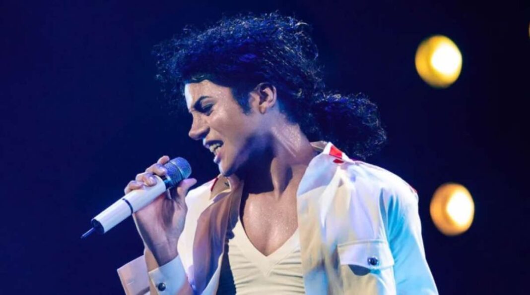 Michael, la nuova data di uscita fra ritardi, polemiche e modifiche alla sceneggiatura: la retroscena del biopic sul Re del Pop