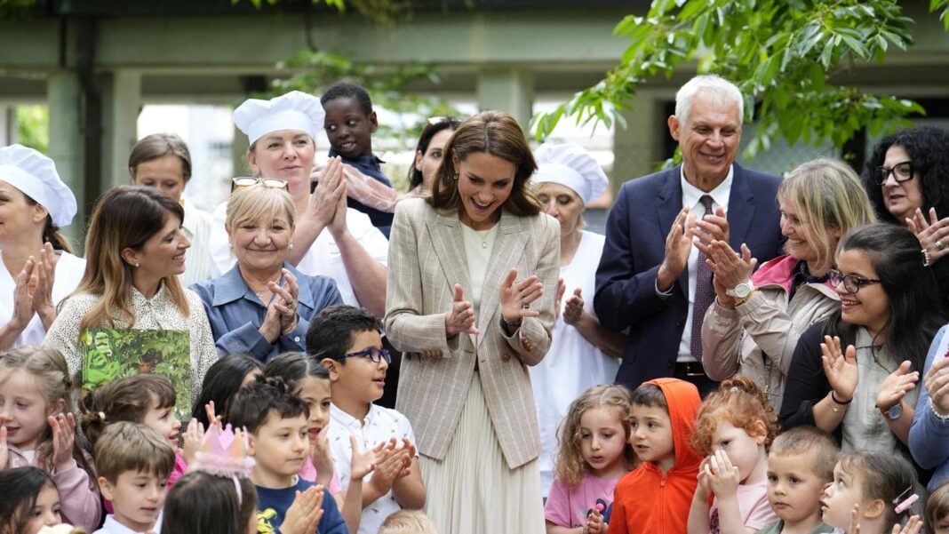 Kate Middleton a Reggio Emilia oggi: ultimo giorno in città fra scuole e bambini