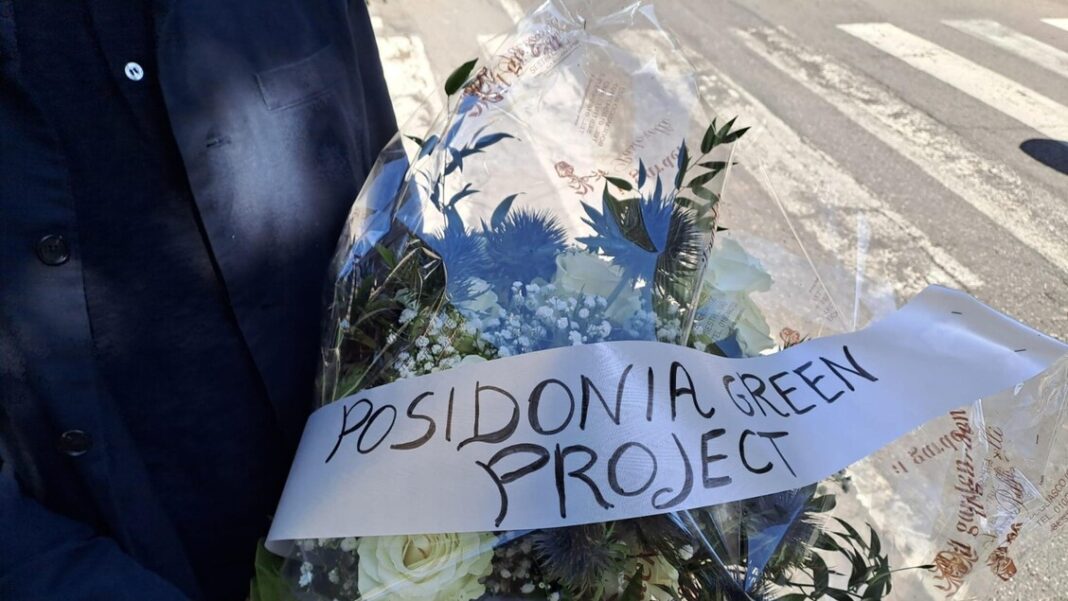 Maldive: chiesa gremita per i funerali Monica Montefalcone e della figlia Giorgia – Notizie