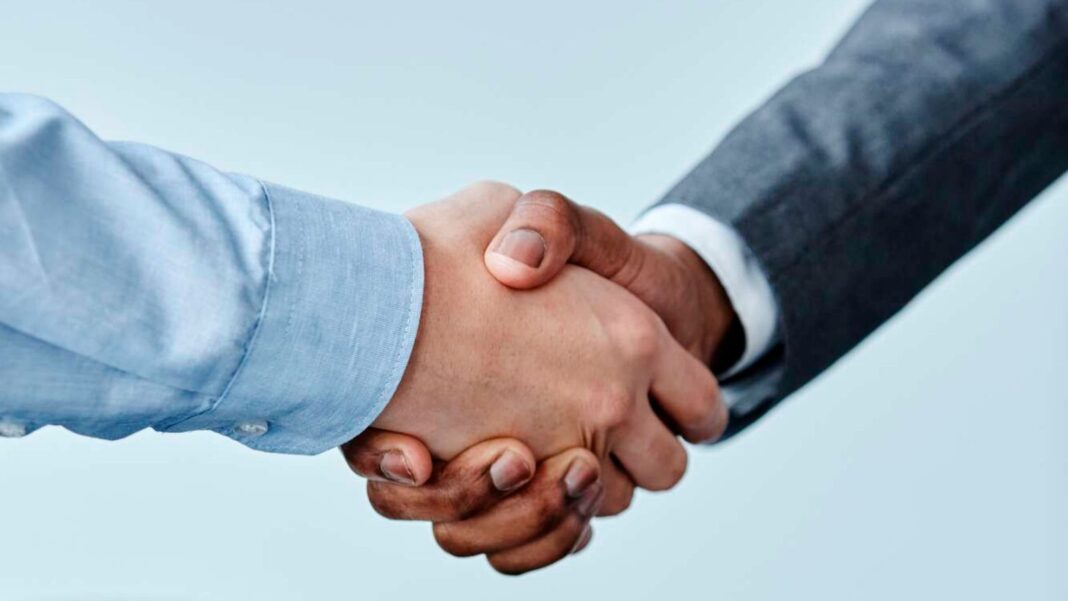 I dealer si affrettano per ottenere licenze di investment banking mentre le operazioni aziendali rimbalzano