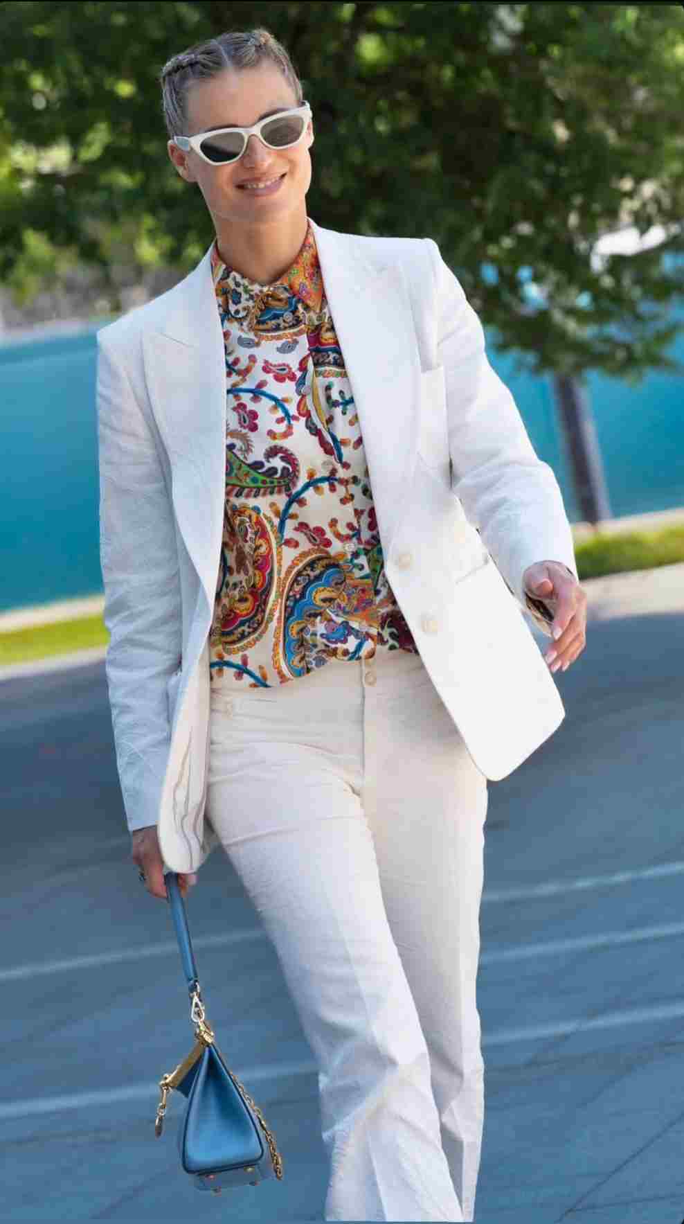 Il look di Michelle Hunziker per la cresima della figlia Celeste: incantevole