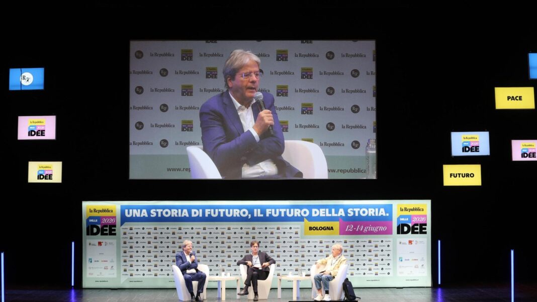 Gentiloni, allarme sull’Europa: "Sempre più sotto assedio. Trump mi chiese: cos’è la Ue?"