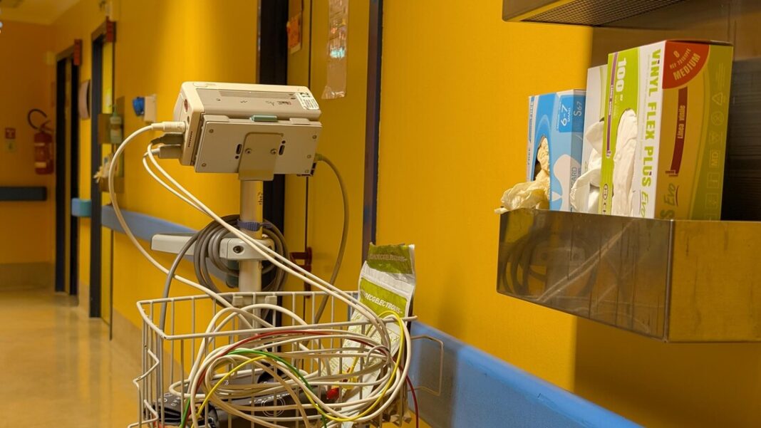 Malata di Sla, ha il via libera per il suicidio assistito ma attende da mesi – Sanità