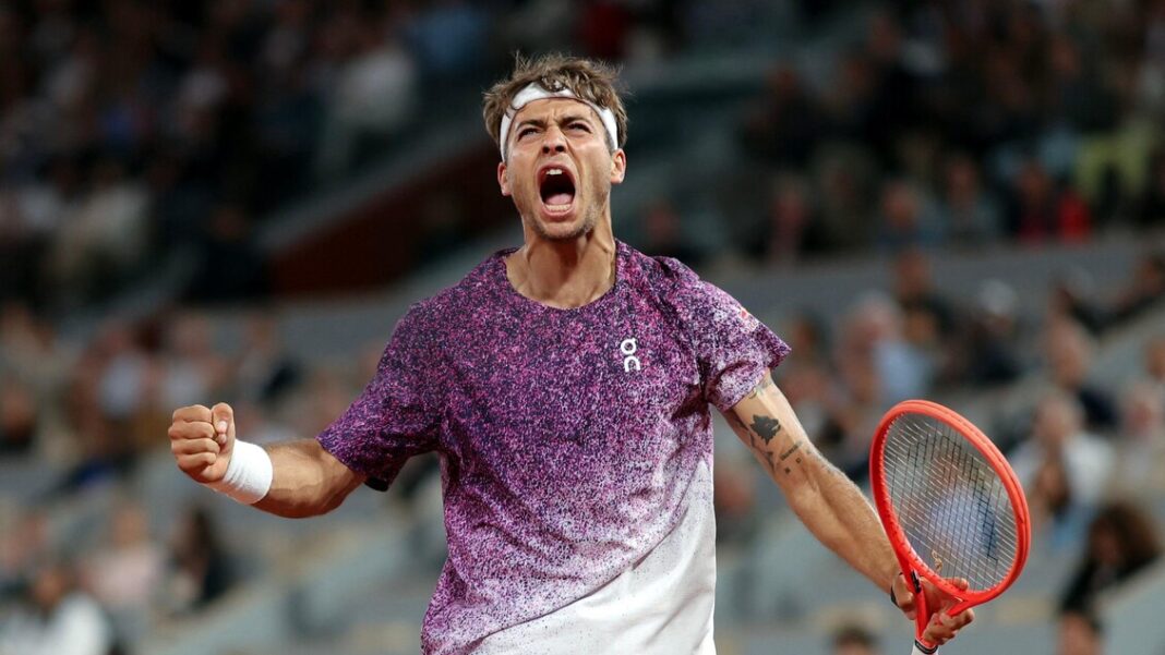 Roland Garros: quarti di finale Cobolli-Auger Aliassime 4-6, 6-4, 5-4 DIRETTA – Notizie