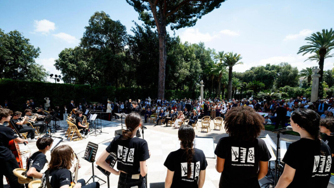 Mattarella: ‘Deve prevalere le forza della legge e non la prepotenza delle armi’ – Notizie