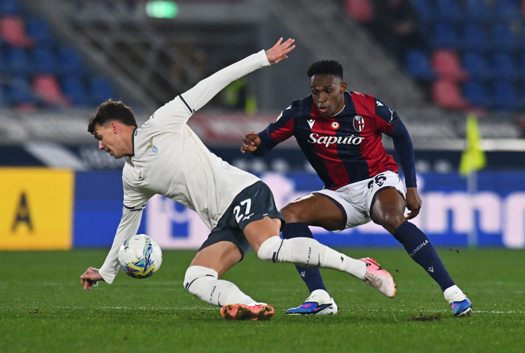 La Juventus punta al difensore del Bologna e al prestito del Napoli