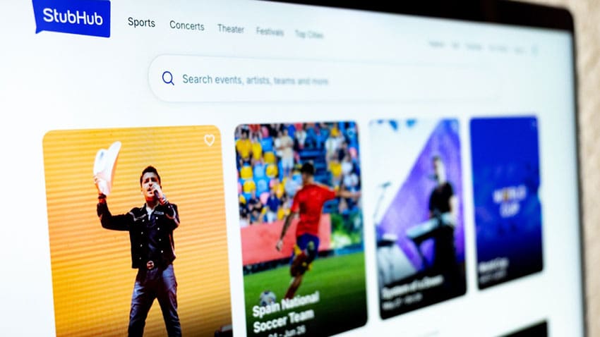 StubHub multato di £ 900.000 per tariffe nascoste sui biglietti mentre la CMA rimborsa 50.000 fan
