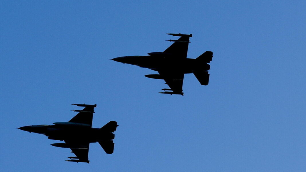 Gli Usa lanciano nuovi attacchi L’Iran spara contro il traffico di navi nello Stretto di Homuz – Notizie